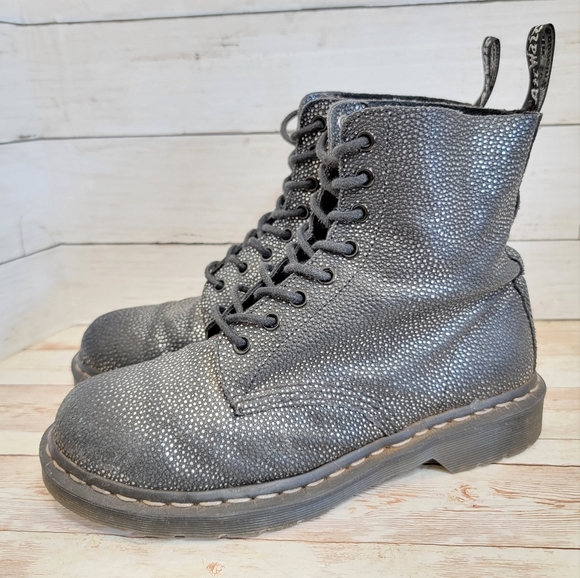 Dr. Martens Shoes - Dr. Marten Metallic Pebble 1460 Pascal